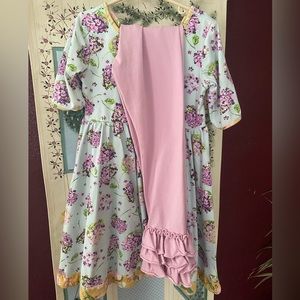 SWEETHONEY| Dress and leggings set size 10!!!💐💐